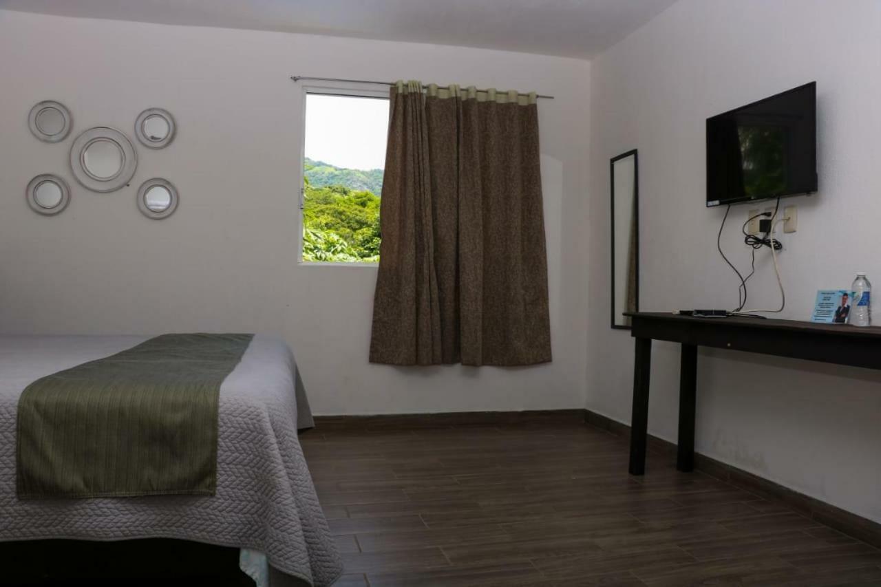 Garden Suites Tonala Buitenkant foto